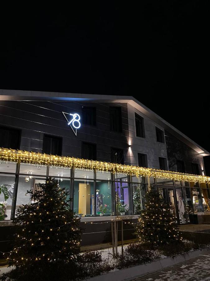 Hotel 78 Cafe Karakoł Zewnętrze zdjęcie