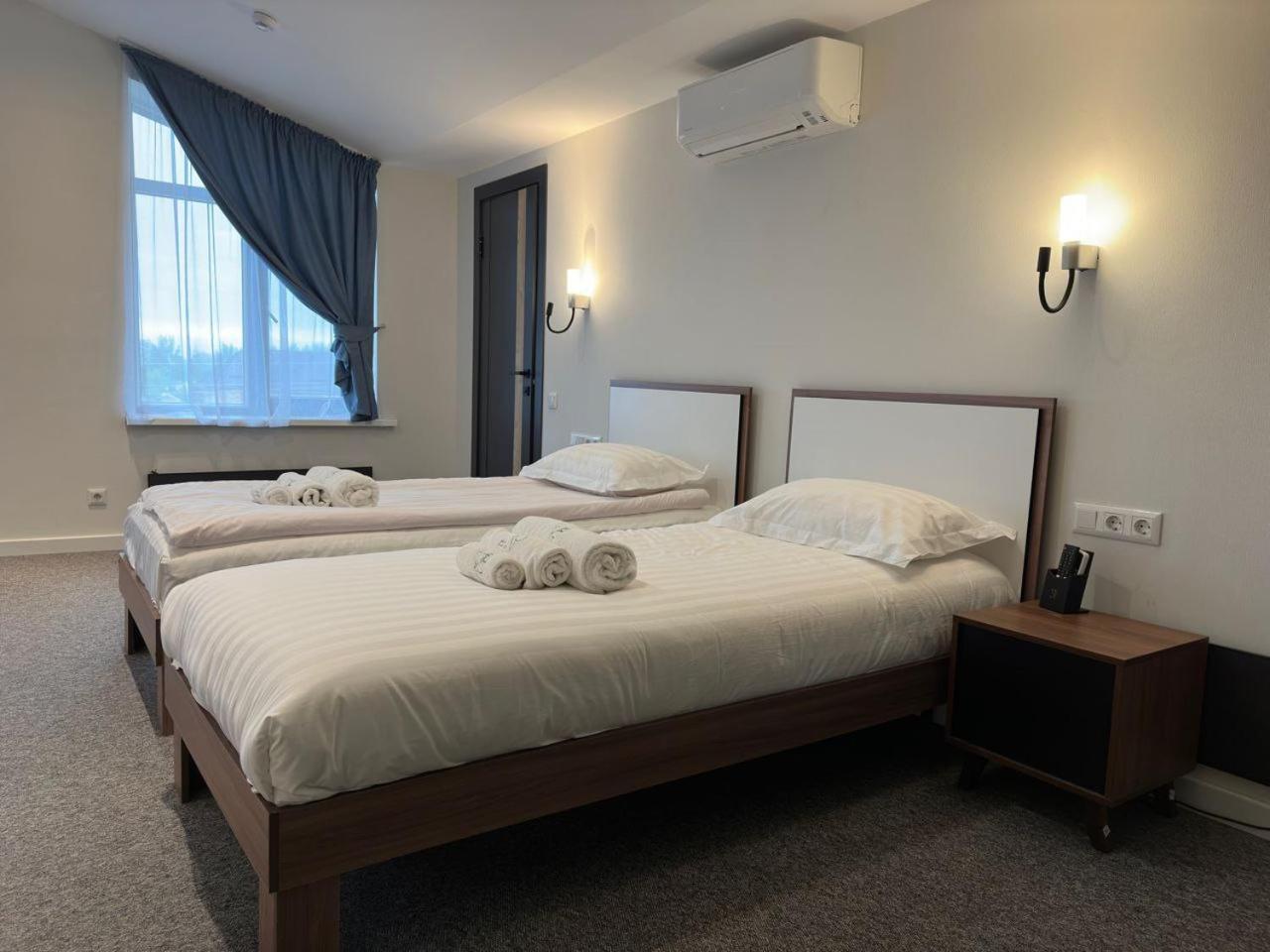 Hotel 78 Cafe Karakoł Zewnętrze zdjęcie