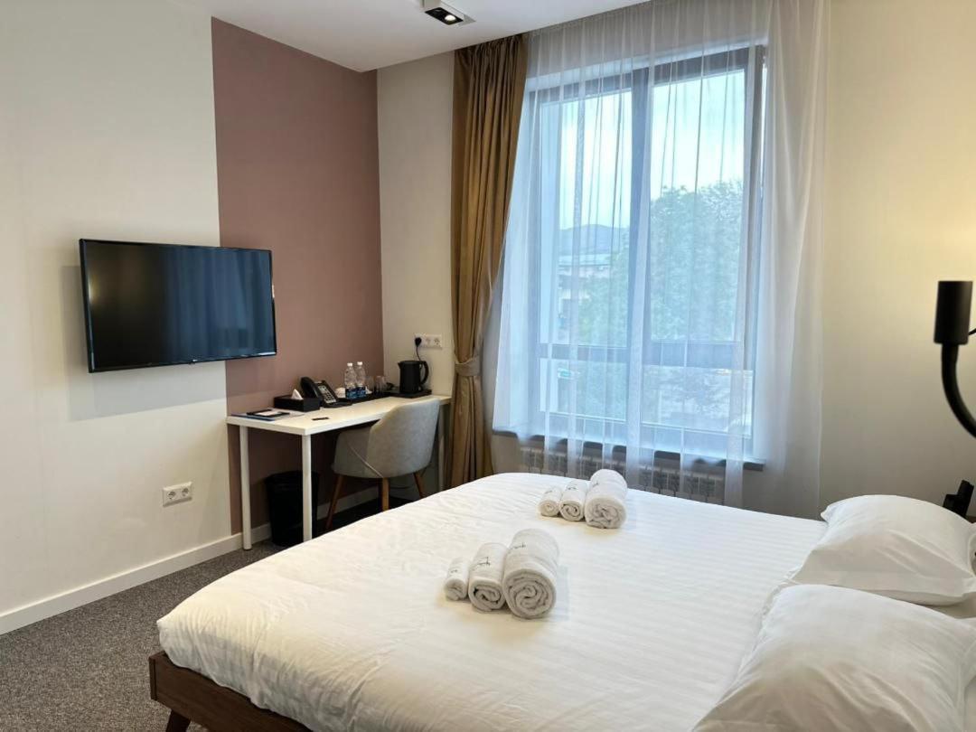 Hotel 78 Cafe Karakoł Zewnętrze zdjęcie